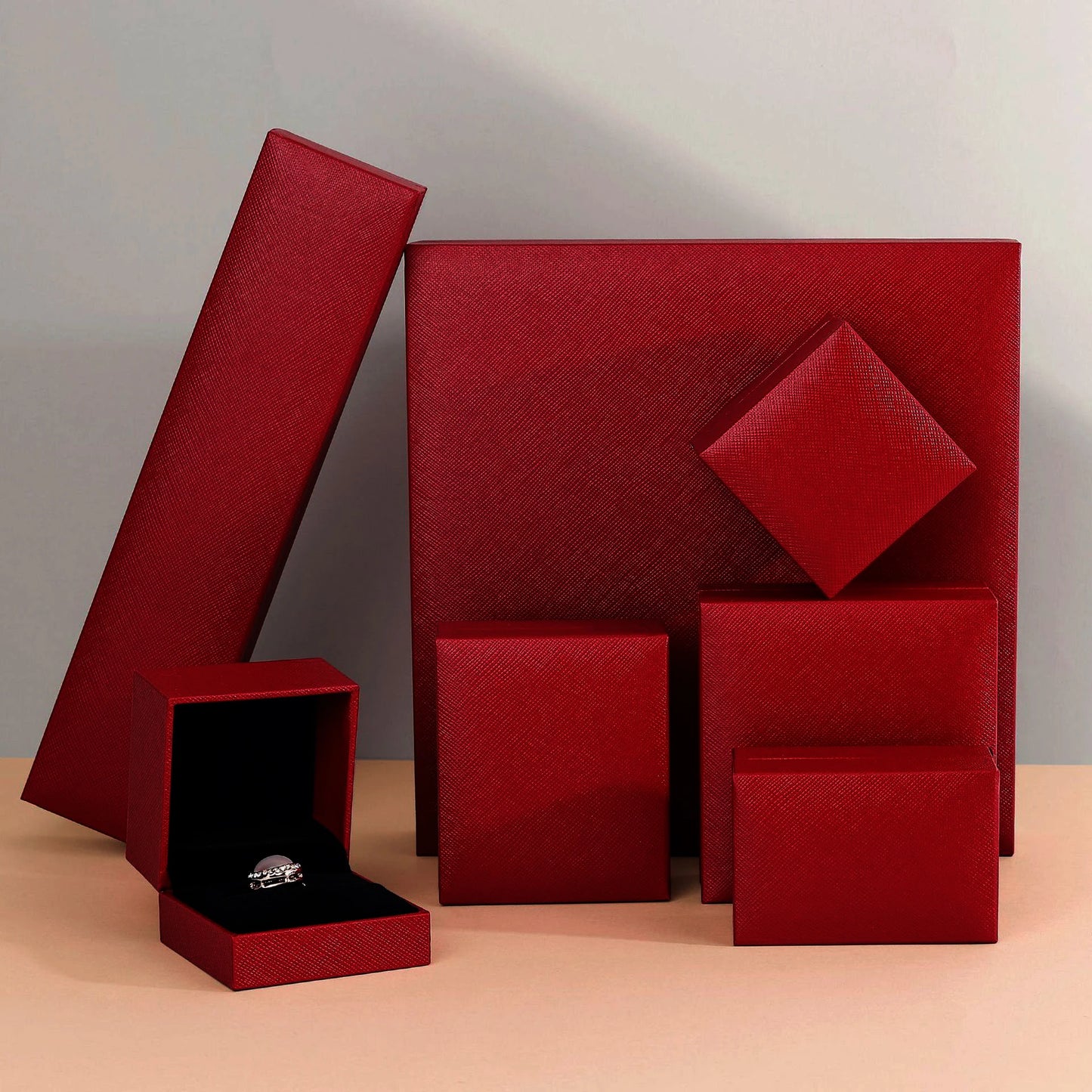 Jewelry Gift Boxes Velvet Lined for Ring Necklace Bracelet Luxury Packaging Wholesale Bulk 4 Colors Padded Boutique Box