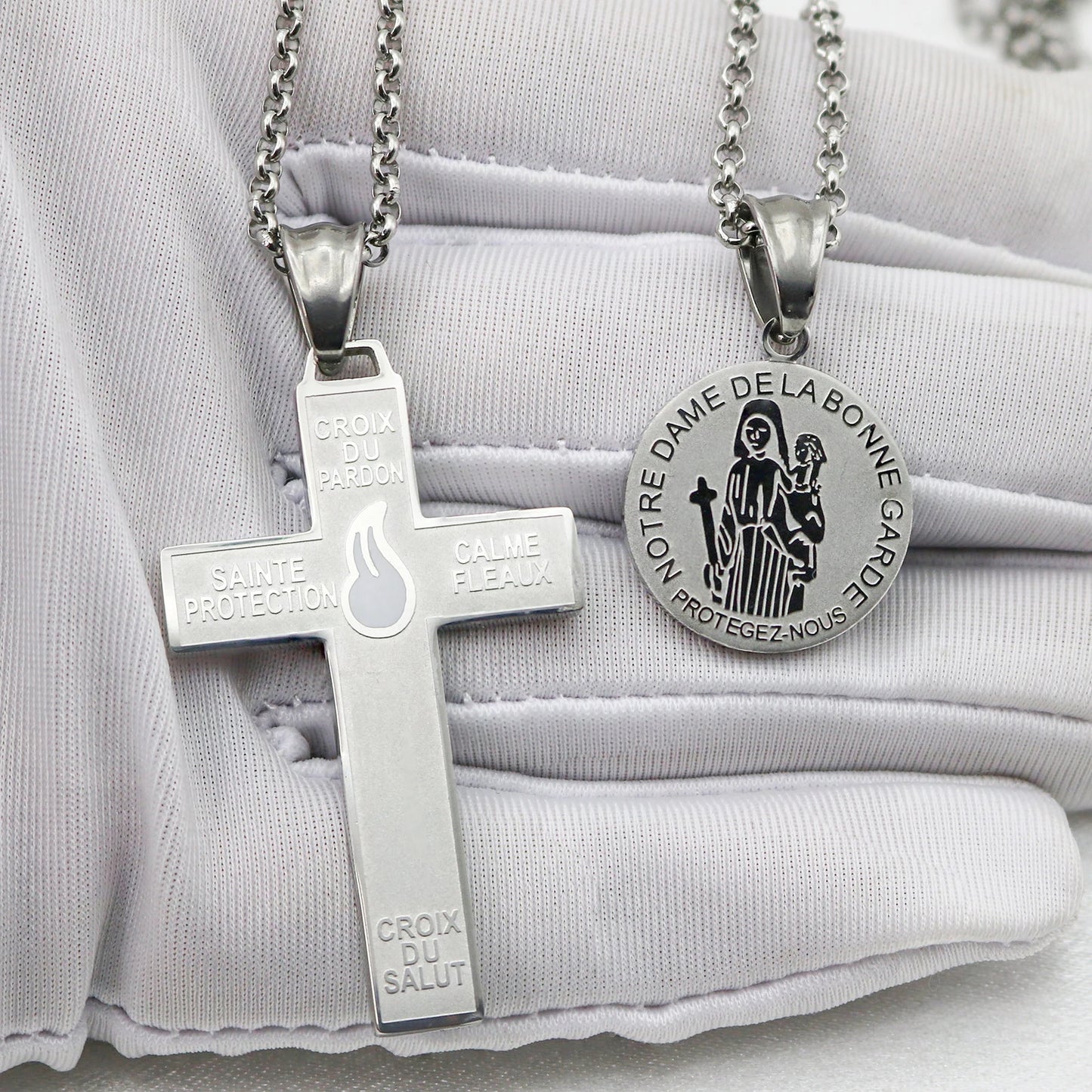 316L Stainless Steel Our Lady of Good Guard Medal Necklace With Chain Marie Julie Jahenny Cross of Forgiveness Protection Charm